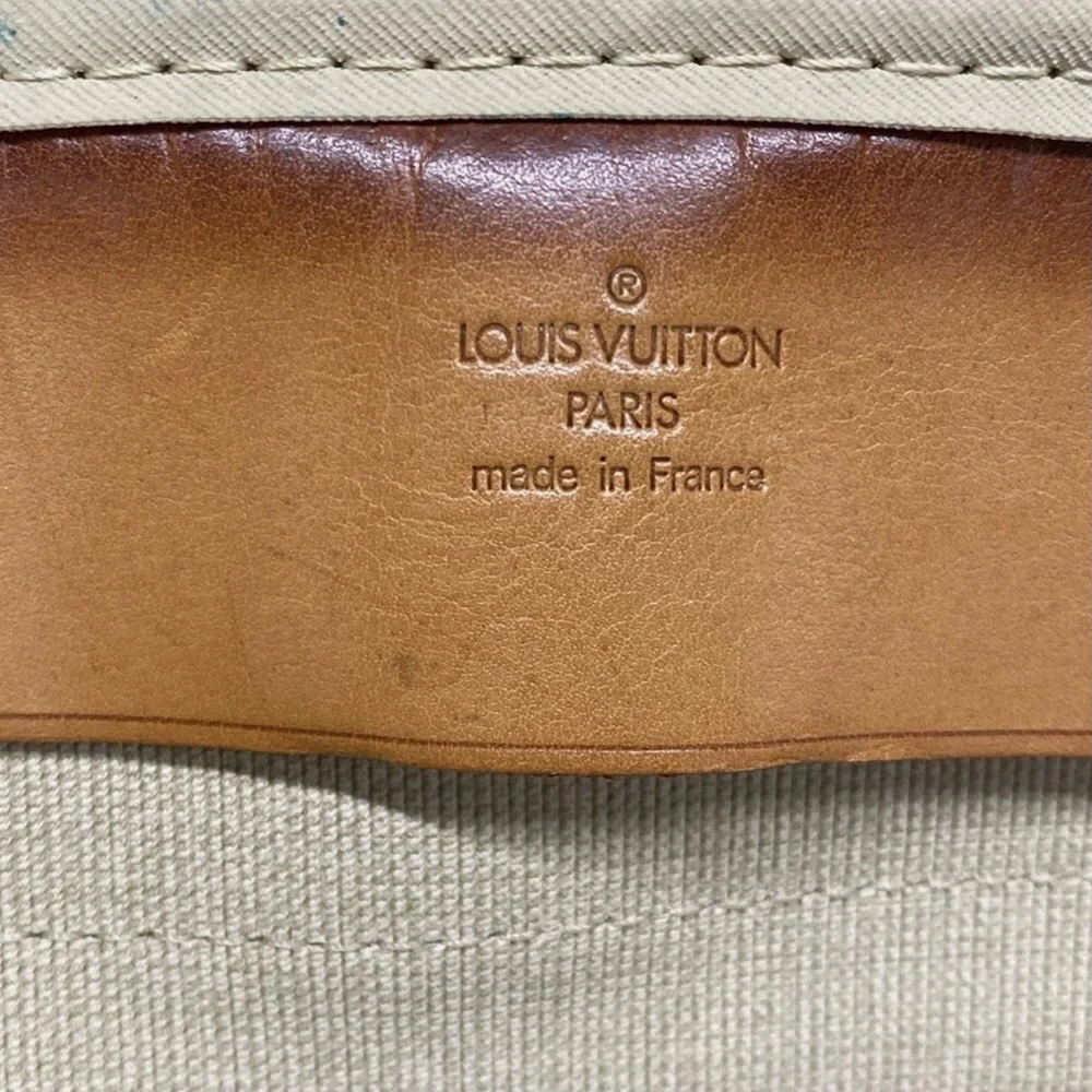Louis Vuitton Bag - Picture 13 of 16